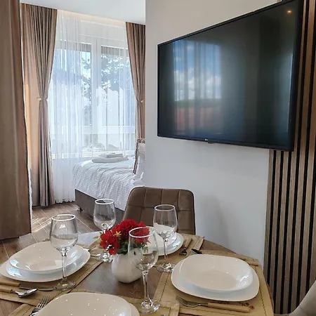 Apartment Lena 1 *