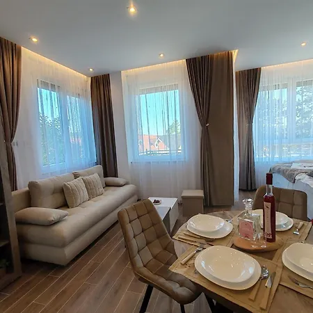 Pool Resort Vila Lena - Lux Residence Apartman 1