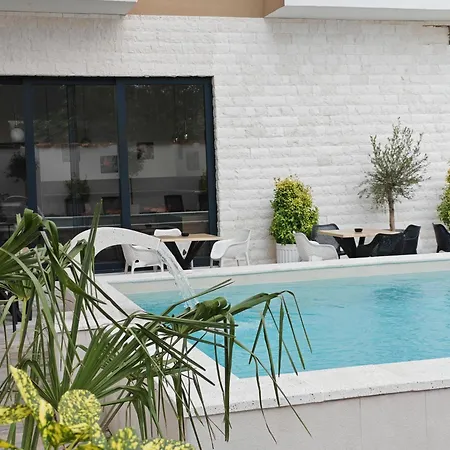 Pool Lena - Lux 1 * Vrdnik