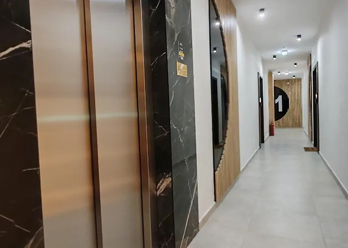 Pool Lena - Lux 1 Vrdnik