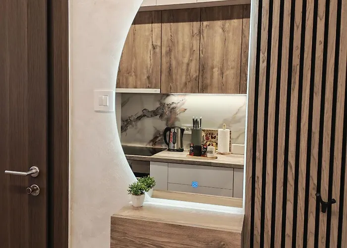 Apartman Pool Lena - Lux 1 *