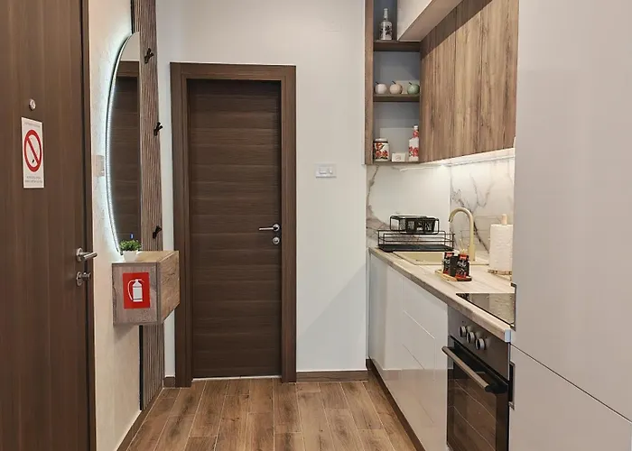 Pool Lena - Lux 1 Vrdnik