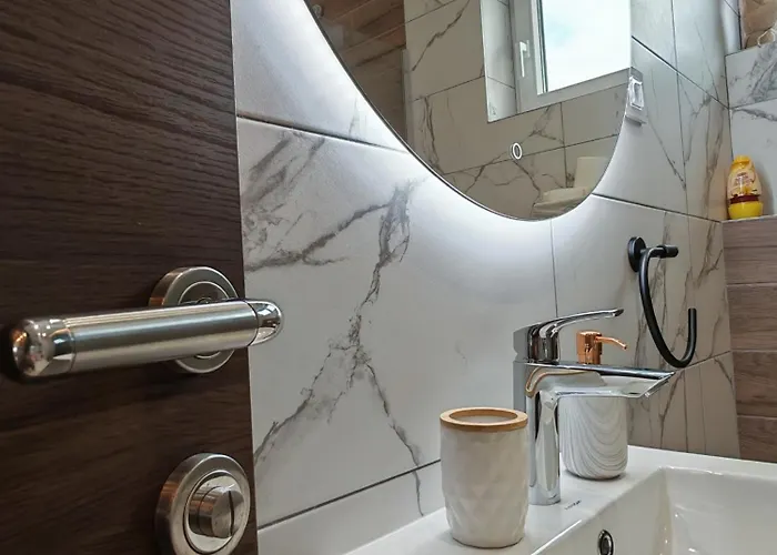 Pool Lena - Lux 1 Vrdnik