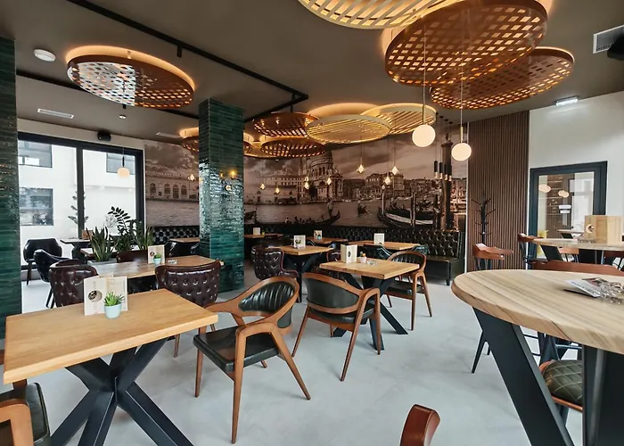 Pool Lena - Lux 1 Lejlighed *